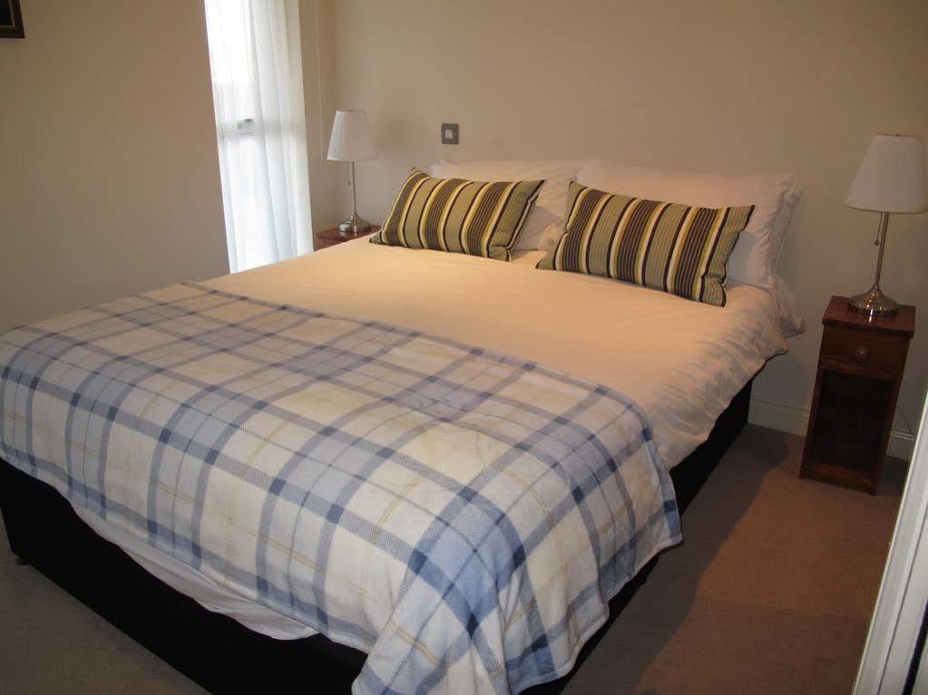 Churchill Two Bedroom Apartments With Free Parking And The Minster View يورك المظهر الخارجي الصورة